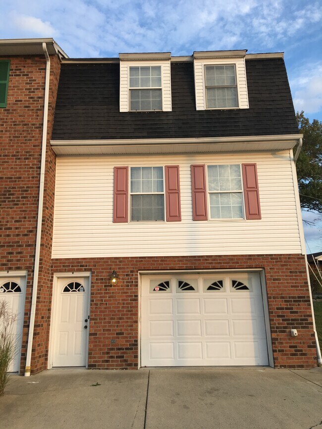 5 Thistlewood Lane Rentals in Huntington, WV
