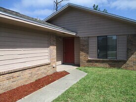 1346 Stephen Dr in Panama City, FL - Building Photo