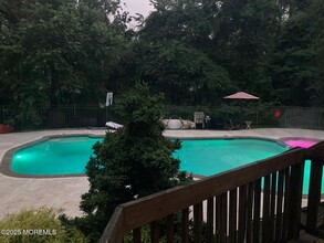 21 Old Queens Ct in Eatontown, NJ - Building Photo - Building Photo