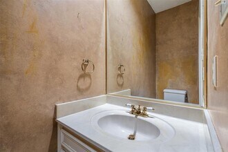 2408 Enfield Rd in Austin, TX - Building Photo - Building Photo