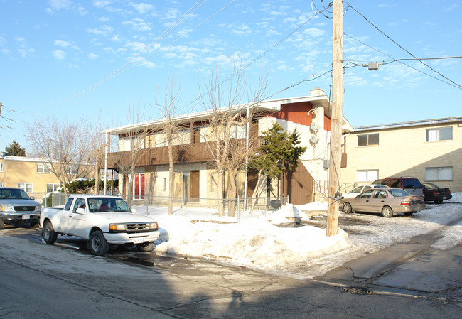 10421 Schiller Blvd in Franklin Park, IL - Building Photo - Building Photo