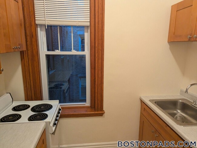27 Park Dr