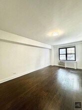 EAST 57 STREET, Unit 2D in New York, NY - Foto de edificio - Building Photo