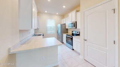 4072 Oak Mill Rd in Orange Park, FL - Building Photo - Building Photo