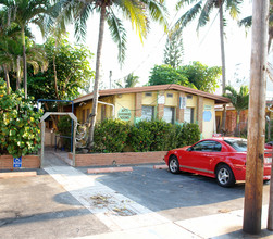 335 Polk St in Hollywood, FL - Foto de edificio - Building Photo