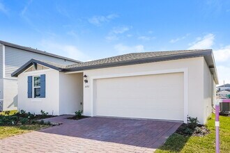 5292 Sanders Oak Trl in St. Cloud, FL - Building Photo - Building Photo