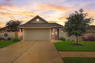124 Lasino Dr in Georgetown, TX - Building Photo - Building Photo