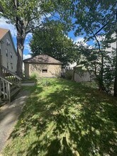 36-38-38 Greenacre Square in Springfield, MA - Building Photo - Building Photo