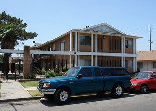 108 E Wilken Way in Anaheim, CA - Building Photo - Building Photo