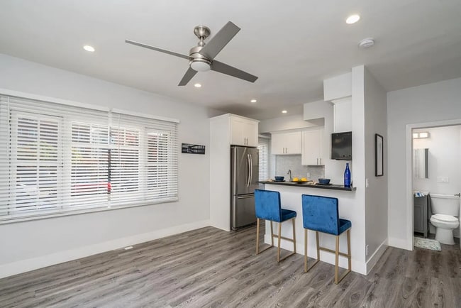 405 W 3rd St in Long Beach, CA - Building Photo - Building Photo