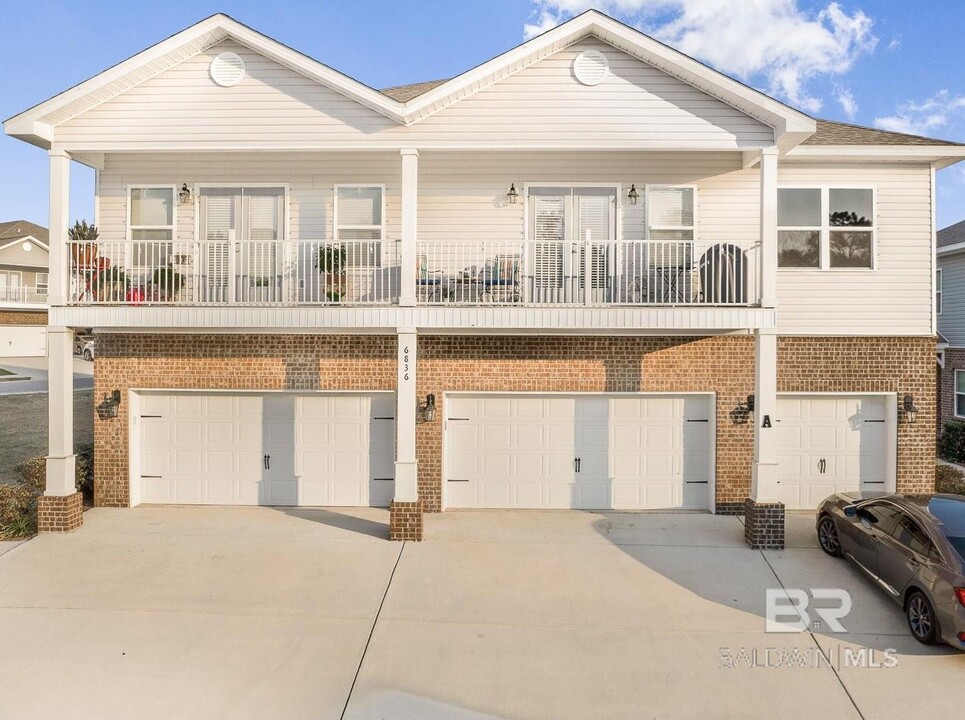 6892 Spaniel Dr in Spanish Fort, AL - Building Photo