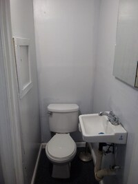 4600 Hampnett Ave photo'