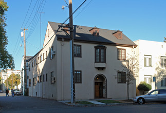 Southwark in Sacramento, CA - Building Photo - Building Photo