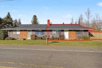 421-423 Toliver Rd in Molalla, OR - Building Photo - Building Photo