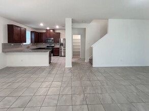 4660 Via Sonoma Trail in Converse, TX - Building Photo - Building Photo