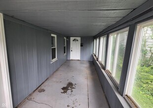 520 Ruddle Ave in Anderson, IN - Building Photo - Building Photo