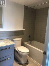 160 Flemington Rd in Toronto, ON - Building Photo - Building Photo