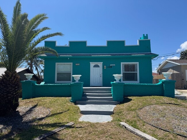 property at 328 Manhattan Ave