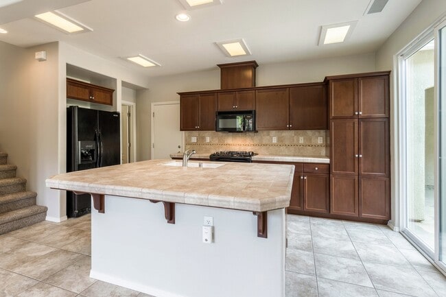 3812 Vermont Ln in Clovis, CA - Building Photo - Building Photo