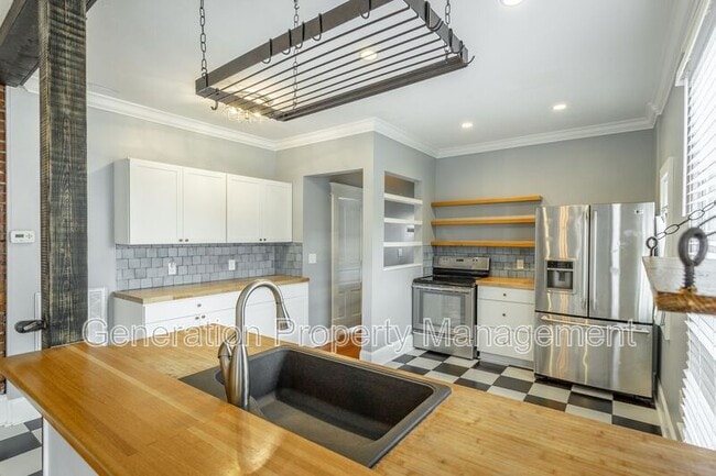 property at 1126 W Mississippi Ave