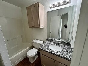 1307 E Fairlane St in Fayetteville, AR - Building Photo - Building Photo