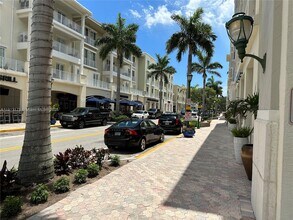 1200 Town Center Dr in Jupiter, FL - Building Photo - Building Photo