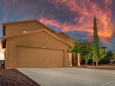 8844 E Meadow Spring Pl in Tucson, AZ - Foto de edificio - Building Photo