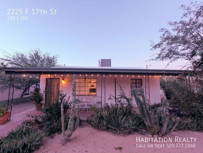 2225 E 17th St in Tucson, AZ - Building Photo - Building Photo