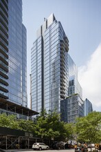 10 West End Ave in New York, NY - Building Photo - Building Photo