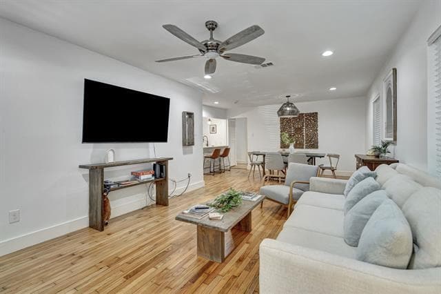 6906 Webster St in Dallas, TX - Building Photo - Building Photo