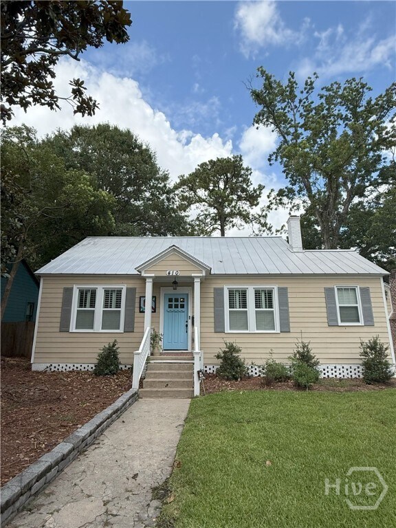 property at 410 E 56th St