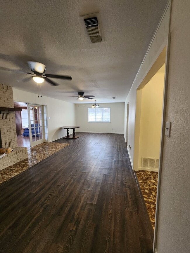 8366 FM 1478 in Lampasas, TX - Building Photo - Building Photo