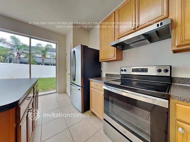10614 Bamboo Rod Cir in Riverview, FL - Building Photo - Building Photo