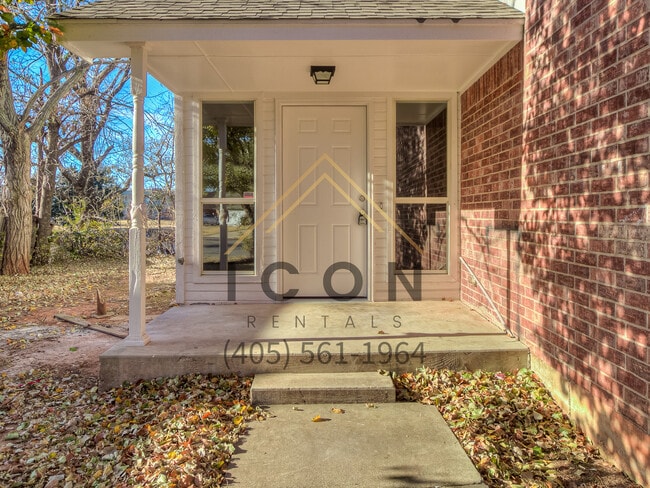 7409 Kings Manor Ct in Oklahoma City, OK - Building Photo - Building Photo