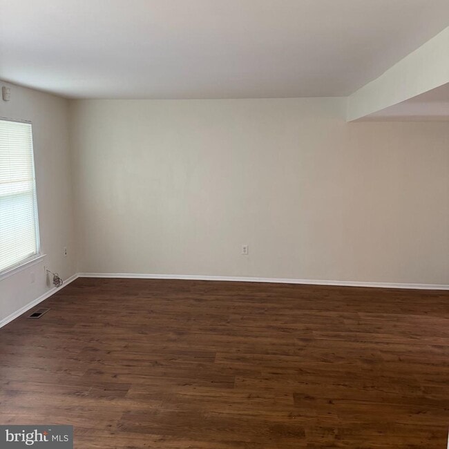 property at 9019 Continental Pl