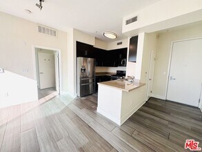 1241 5th St in Santa Monica, CA - Foto de edificio - Building Photo