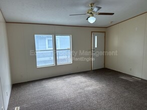 187 Honeysuckle Cir in Fruita, CO - Building Photo - Building Photo