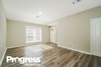 22906 Sugar Bear Dr in Spring, TX - Foto de edificio - Building Photo