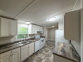 1321 15th St in Baker, FL - Building Photo - Building Photo