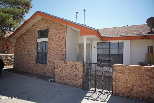 property at 1376 Trudy Elaine Dr