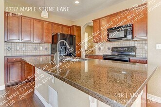 6732 Maple Stone Ln in Colorado Springs, CO - Building Photo - Building Photo
