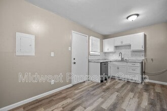 5 Boles Ave in Wentzville, MO - Building Photo - Building Photo