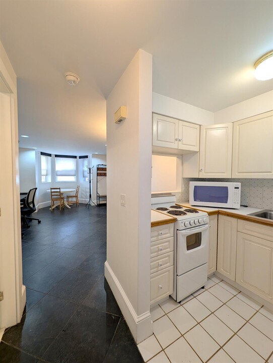 31 Inman St, Unit A in Cambridge, MA - Building Photo