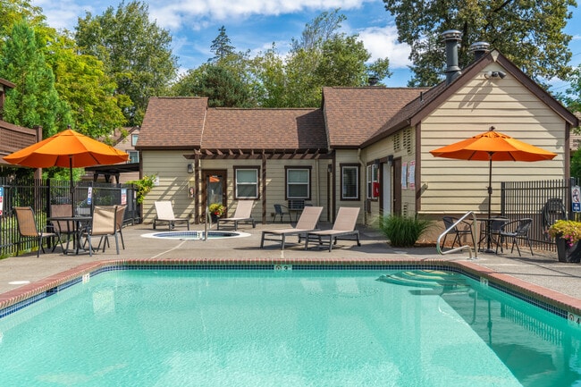 Stratford Apartments