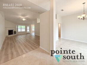 9639 Westgate Cir in Pensacola, FL - Building Photo - Building Photo