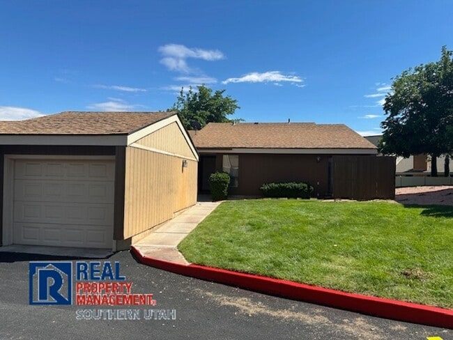 property at 1005 W Bloomington Dr S
