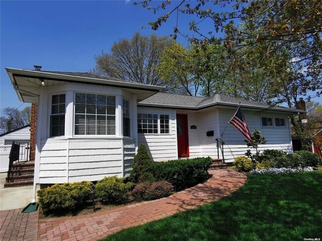 property at 1419 Apple Ln