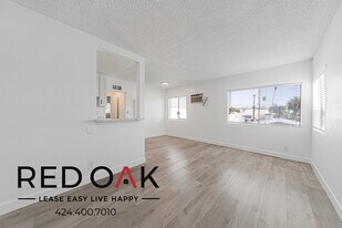 5119 Fountain Ave in Los Angeles, CA - Building Photo