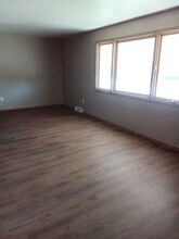 20651-20653 S Lake Shore in Euclid, OH - Building Photo - Building Photo