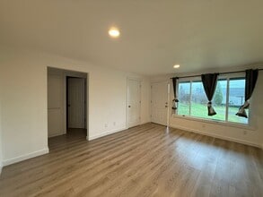 925 Avenue G in Seaside, OR - Building Photo - Building Photo